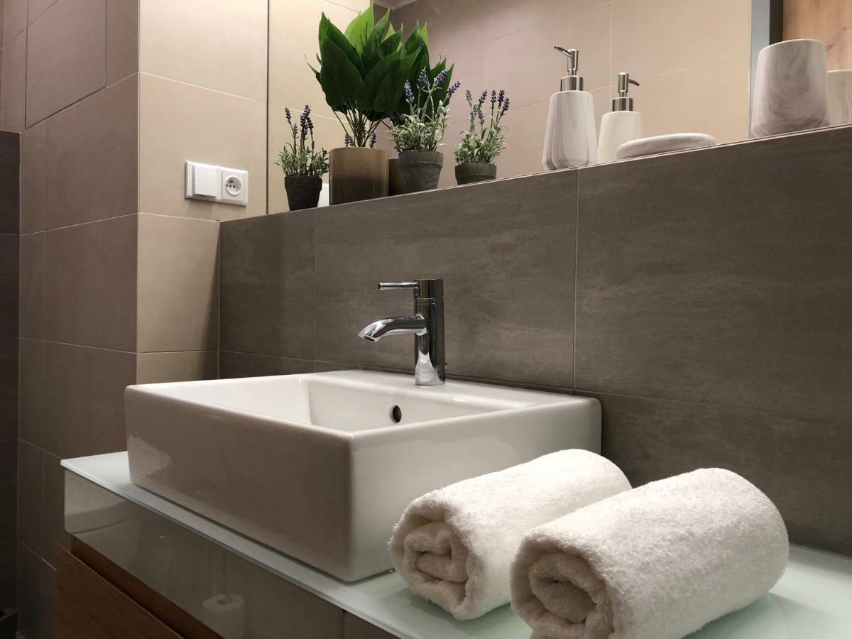 Apartment Jestrab C.15 *
